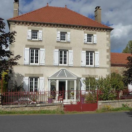 Relais Des Chaux Bed and Breakfast Saint-Jean-des-Ollières Eksteriør billede