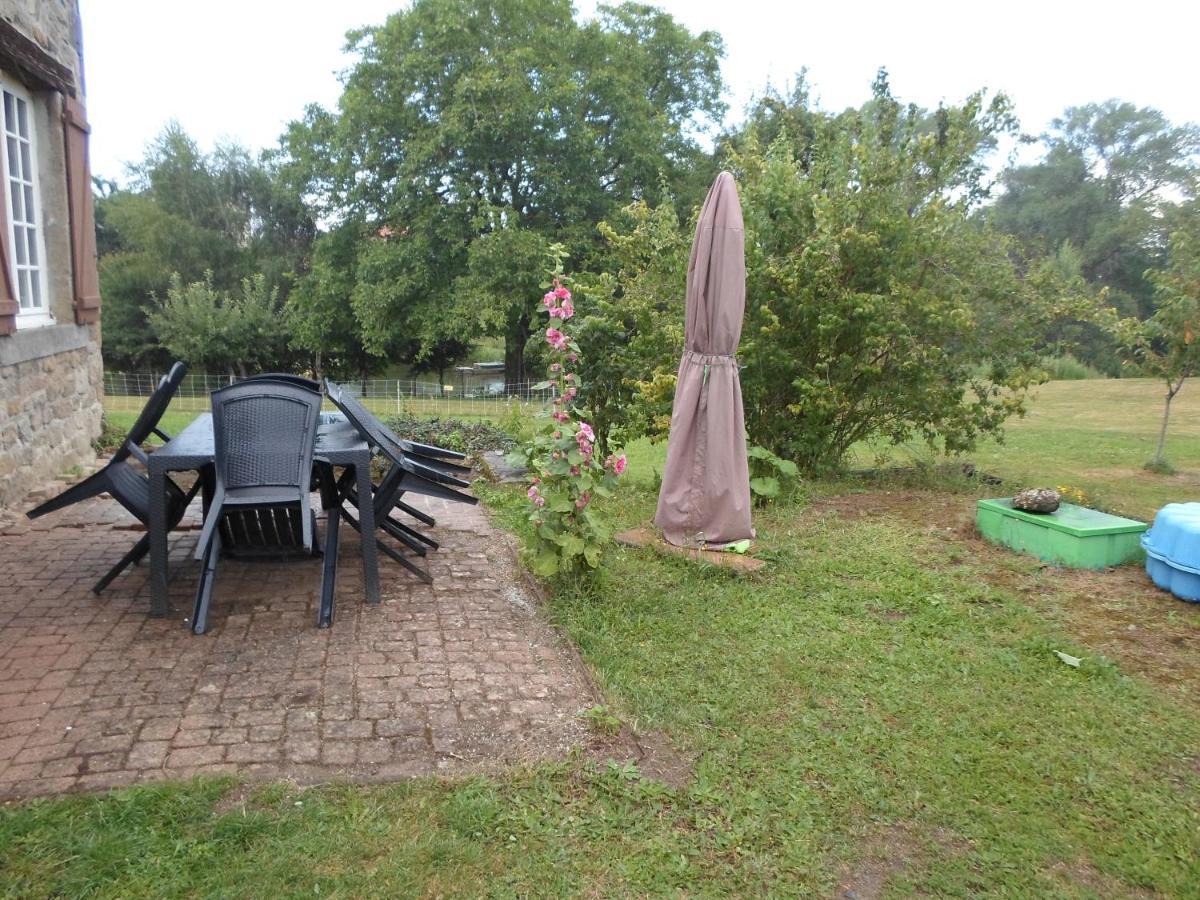 Relais Des Chaux Bed and Breakfast Saint-Jean-des-Ollières Eksteriør billede