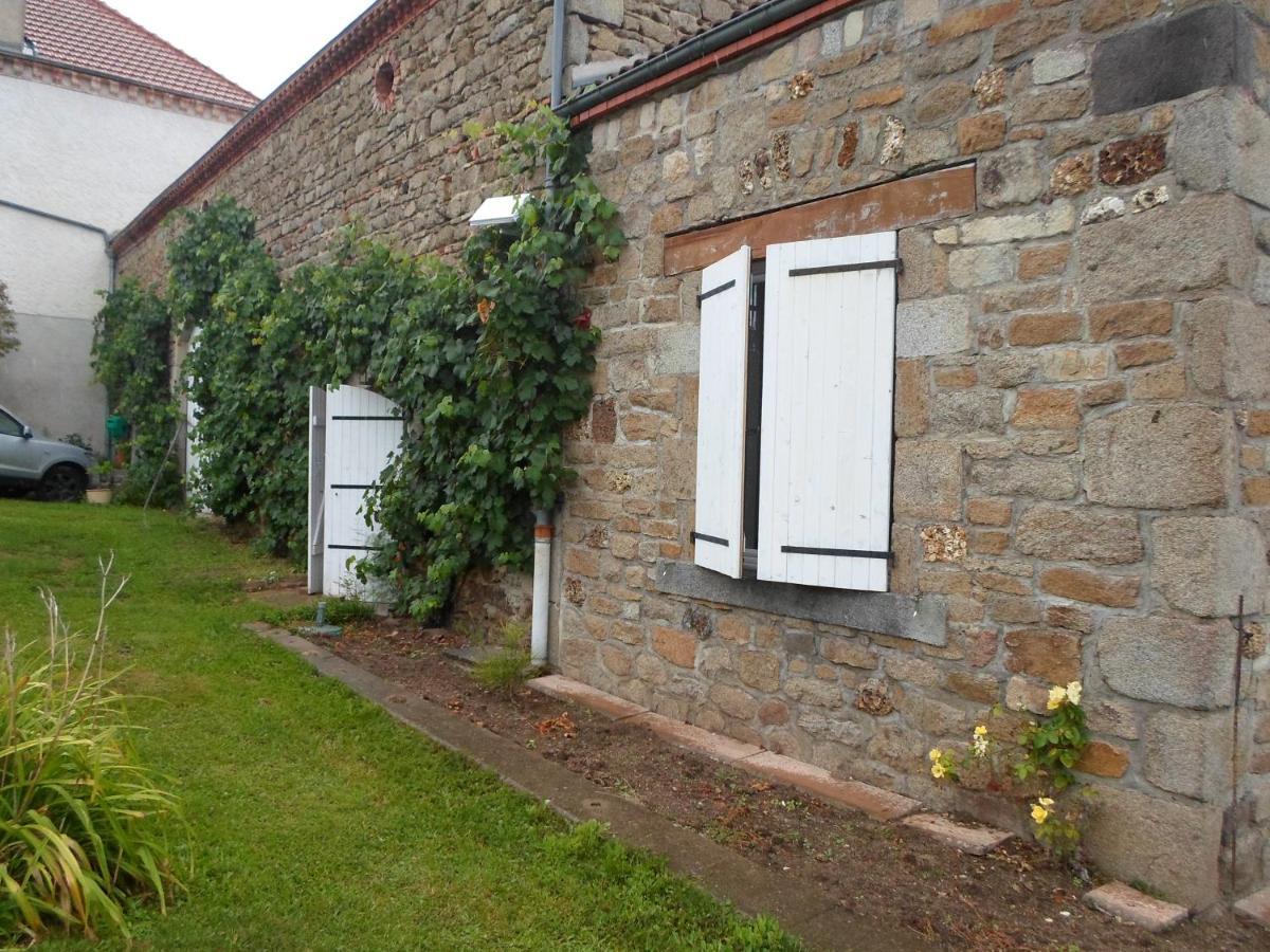 Relais Des Chaux Bed and Breakfast Saint-Jean-des-Ollières Eksteriør billede